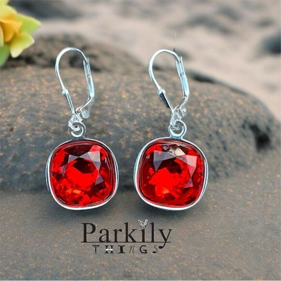 Handcrafted earrings with red Siam Swarovski crystal - Picture 2 of 3